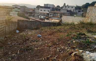 Imagem 1: Lote em Ibirité. Imóvel novoe215m² de Área