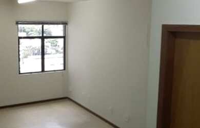 Imagem: O depósito possui 1 Vaga na garagem, 20m² de Área e está