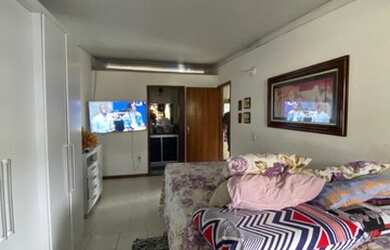 Imagem: O apartamento possui 2 Dormitórios, 2 Banheiros e está localizado