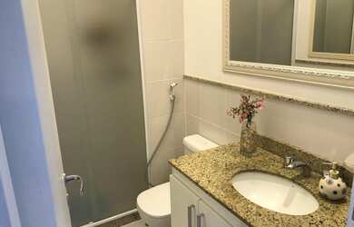 Imagem 8: Apartamento de 3 quartos mais dependência, andar alto, vista área de...