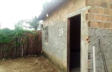 Imagem: A casa possui 2 Dormitórios, 1 Banheiro, 5 Vagas na garagem