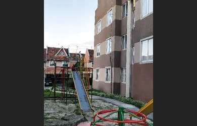 Imagem: O apartamento possui 2 Dormitórios, 1 Banheiro, 1 Vaga na garagem