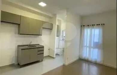 Imagem: O apartamento possui 3 Dormitórios, 1 Banheiro, 1 Vaga na garagem