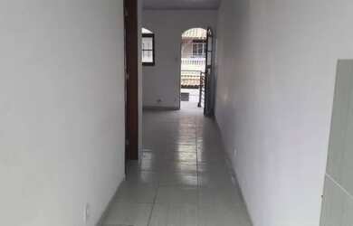 Imagem 2: Vendo Casa Em Anchieta Frente Para Rua Toda Em Piso Frio Facilito-Também...