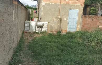 Imagem: A casa possui 1 Dormitório, 1 Banheiro e Imóvel novo e está