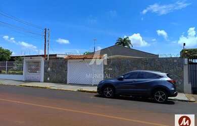 Imagem: O depósito possui 5 Vagas na garagem, 177m² de Área e está