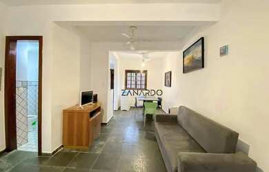 Imagem: A casa em condomínio possui 3 Dormitórios, 3 Banheiros, 2