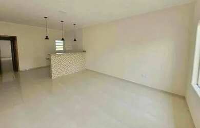 Imagem: A casa possui 2 Dormitórios, 1 Banheiro, 1 Vaga na garagem