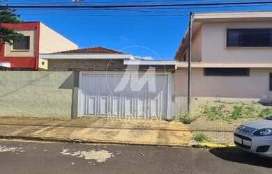 Imagem: O depósito possui 2 Vagas na garagem, 224m² de Área e está