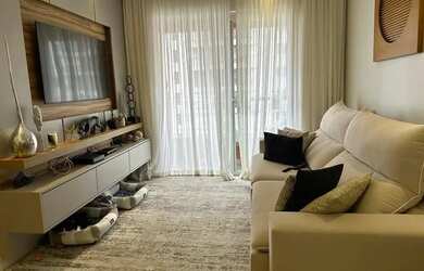 Imagem: O apartamento possui 3 Dormitórios, 2 Banheiros, 2 Vagas na