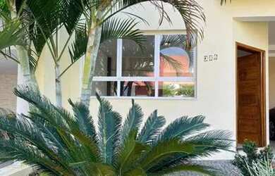 Imagem: A casa em condomínio possui 3 Dormitórios, 2 Banheiros, 4