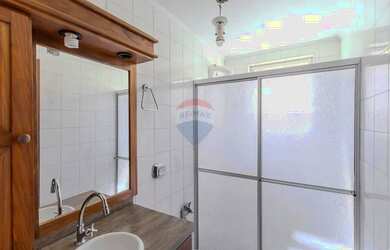 Imagem 10: Casa ampla 2 andares com 3 dormitórios e suíte no bairro Duque De Caxias