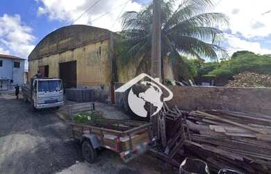 Imagem: O depósito possui 5 Vagas na garagem, 2.500m² de Área, Imóvel