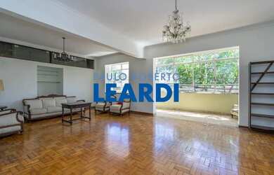 Imagem: O apartamento possui 3 Dormitórios, 4 Banheiros, 1 Vaga na