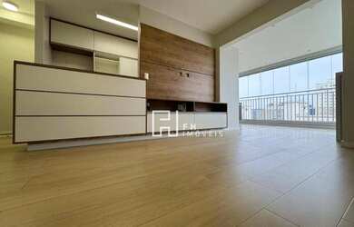 Imagem: O apartamento possui 2 Dormitórios, 2 Banheiros, 2 Vagas na