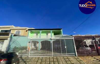 Imagem: A casa possui 5 Dormitórios, 5 Banheiros, 5 Vagas na garagem