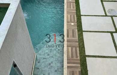 Imagem: A casa possui 4 Dormitórios, 4 Banheiros, 3 Vagas na garagem