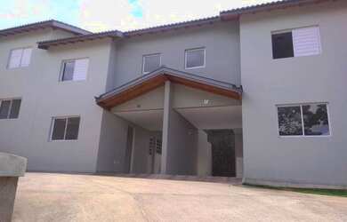 Imagem 2: Vendo Sobrado novo em condomínio bairro Bela Vista!