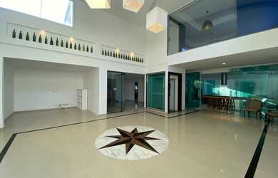 Imagem: A casa em condomínio possui 4 Dormitórios, 5 Banheiros, 2