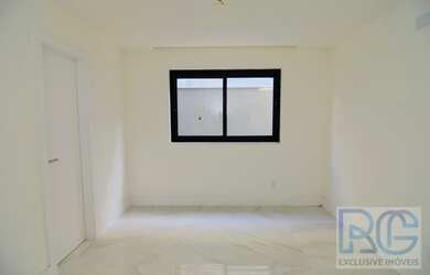 Imagem 9: Linda Casa Triplex Contemporânea no Condomínio Art Life no Recreio dos Bandeirantes