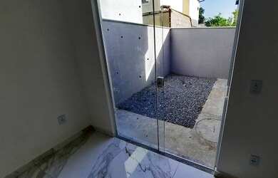 Imagem 14: A CARINA SIQUEIRA IMÓVEIS oferece para VENDA excelente casa no bairro...