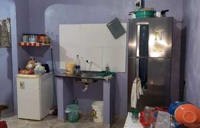 Imagem: A casa para alugar possui 1 Dormitório, 1 Banheiro e Imóvel