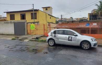Imagem: A casa possui 2 Dormitórios, 1 Banheiro e 50m² de Área e