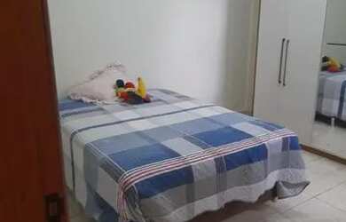 Imagem: A casa possui 3 Dormitórios, 3 Banheiros, 3 Vagas na garagem