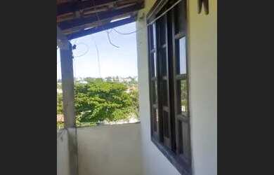 Imagem: A casa possui 2 Dormitórios, 1 Banheiro e está localizado