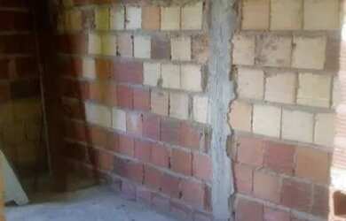 Imagem: A casa em condomínio possui 2 Dormitórios, 1 Banheiro, 1 Vaga