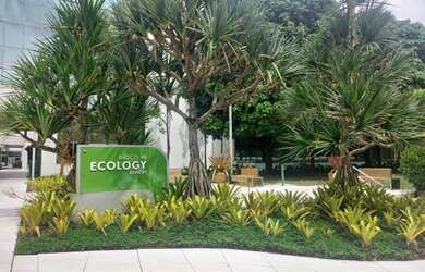 Imagem: O depósito possui 2 Vagas na garagem, 180m² de Área e está