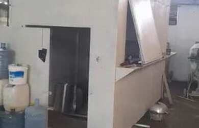 Imagem: O depósito e está localizado em Tiúma, São Lourenço da