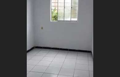 Imagem: A casa possui 2 Dormitórios, 1 Banheiro e está localizado