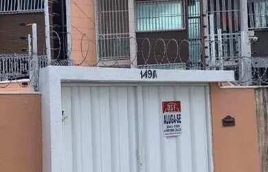 Imagem: A casa possui 2 Dormitórios, 2 Banheiros, 2 Vagas na garagem