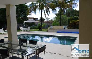 Imagem: A casa possui 5 Dormitórios, 5 Banheiros, 3 Vagas na garagem