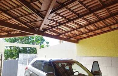 Imagem: A casa em condomínio possui 2 Dormitórios, 3 Banheiros, 2