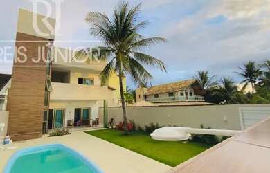 Imagem: A casa em condomínio possui 4 Dormitórios, 5 Banheiros, 3