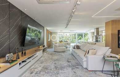 Imagem: A casa em condomínio possui 3 Dormitórios, 5 Banheiros, 3