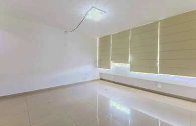 Imagem 4: SQS 407, REFORMADO, VAZADO E BEM ILUMINADO