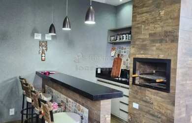 Imagem: A casa em condomínio possui 3 Dormitórios, 4 Banheiros, 4