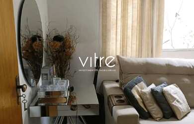 Imagem: A casa possui 3 Dormitórios, 2 Banheiros, 3 Vagas na garagem