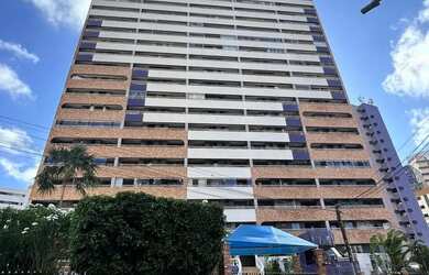 Imagem: O apartamento possui 2 Dormitórios, 2 Banheiros, 2 Vagas na