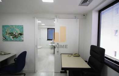 Imagem 8: Ótimo conjunto em condomínio de 1ª linha, localização nobre