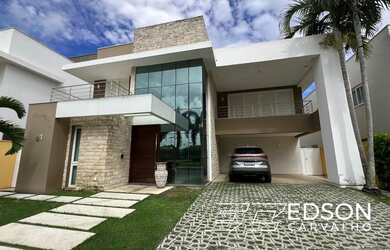 Imagem: A casa em condomínio possui 4 Dormitórios, 4 Banheiros, 4