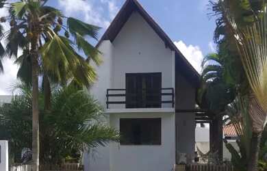 Imagem: A casa em condomínio possui 4 Dormitórios, 4 Banheiros, 2