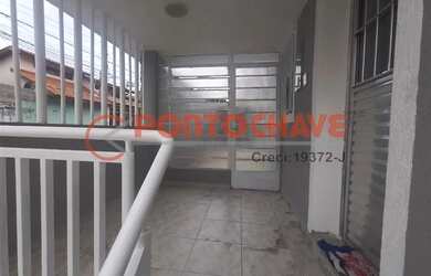 Imagem: A casa possui 2 Dormitórios, 1 Banheiro, 1 Vaga na garagem