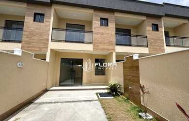 Imagem: A casa possui 2 Dormitórios, 3 Banheiros, 1 Vaga na garagem