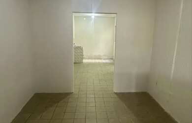 Imagem: A casa possui 3 Dormitórios, 1 Banheiro e 70m² de Área e