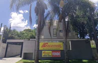 Imagem: A casa em condomínio possui 3 Dormitórios, 5 Banheiros, 2