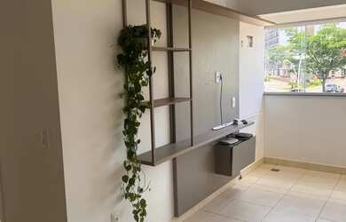 Imagem: O apartamento possui 2 Dormitórios, 2 Banheiros, 1 Vaga na